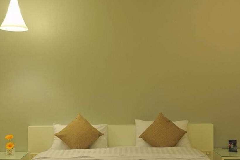 בית מלון כפרי Clear House Phuket