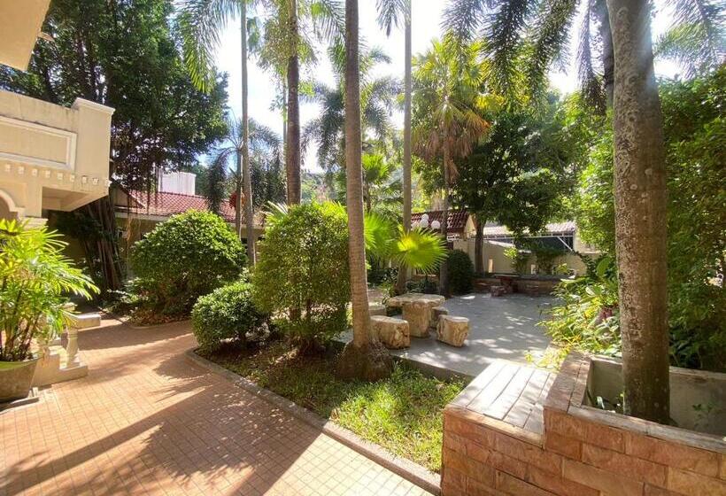 فندق Garden Home Kata