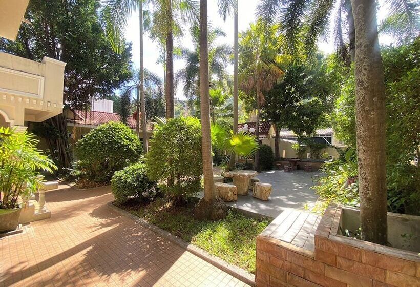 فندق Garden Home Kata