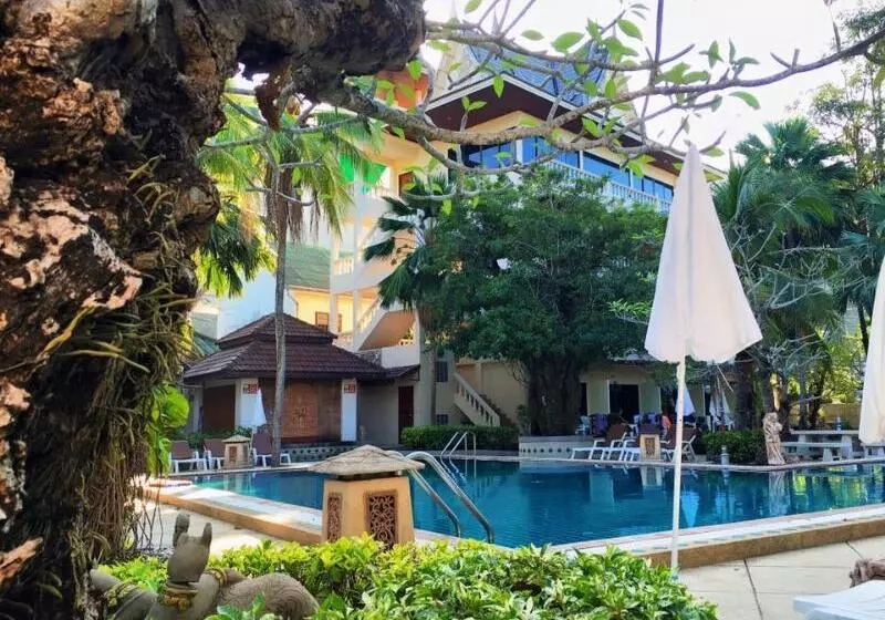 Hotel Garden Home Kata