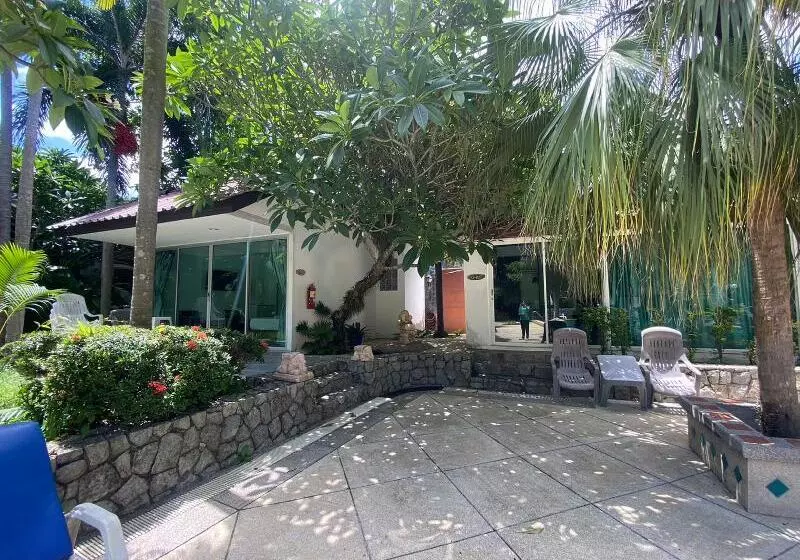 Hotel Garden Home Kata