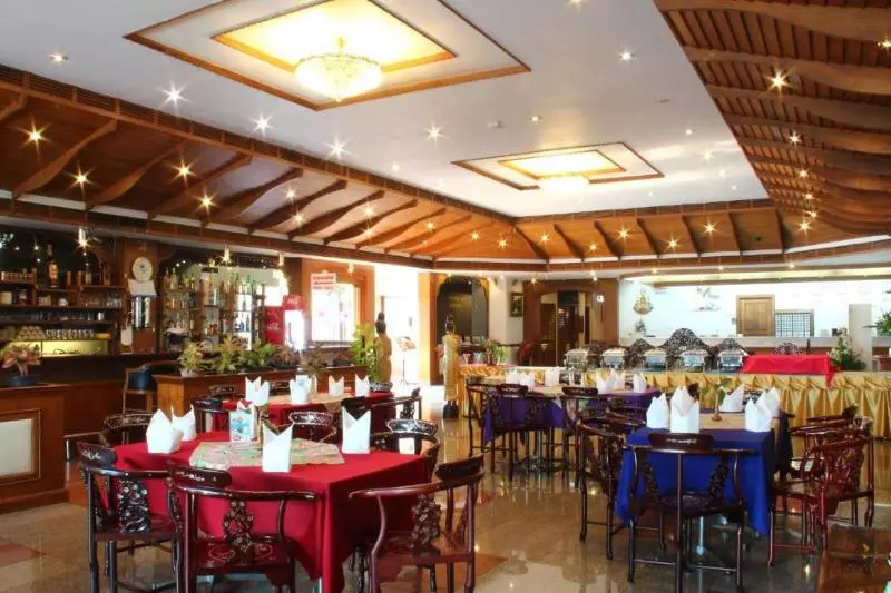 Cloudotel Walking Street