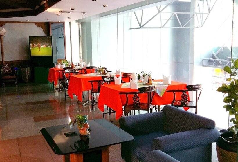 Cloudotel Walking Street