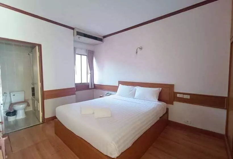 Cloudotel Walking Street