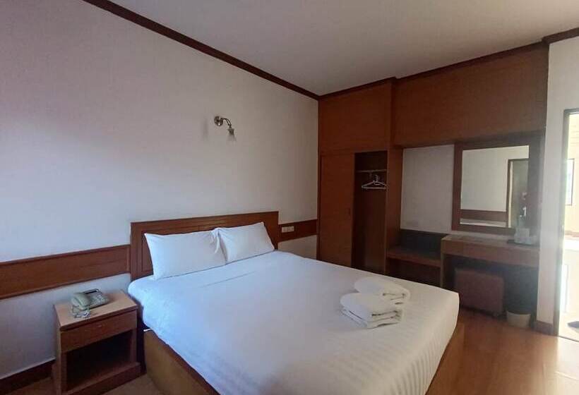 Cloudotel Walking Street