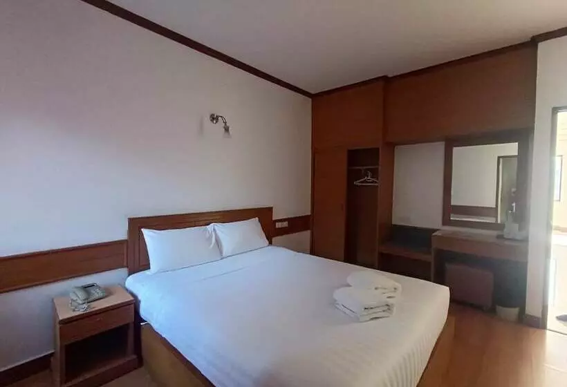 Cloudotel Walking Street