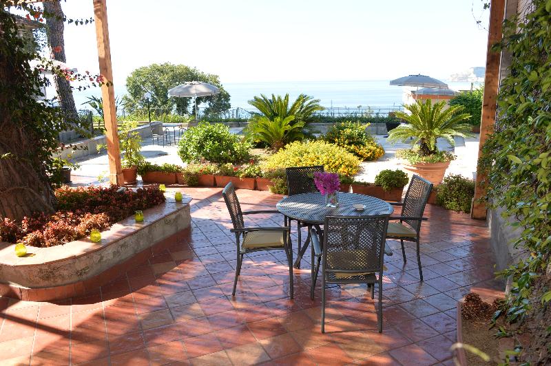 ホテル Miramare Residence