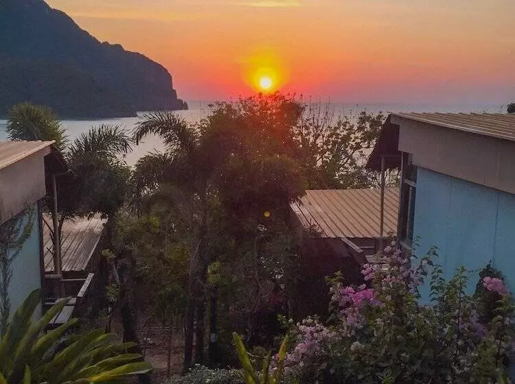 Hotel Phi Phi Sea Sky Resort