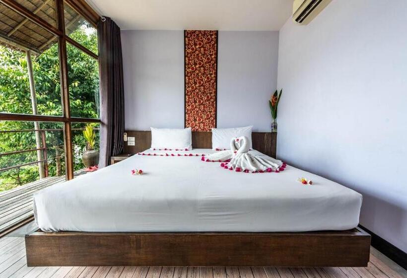 בית מלון כפרי Phi Phi Sea Sky Resort