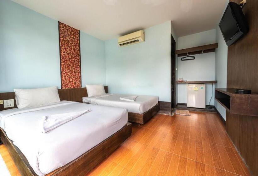 בית מלון כפרי Phi Phi Sea Sky Resort