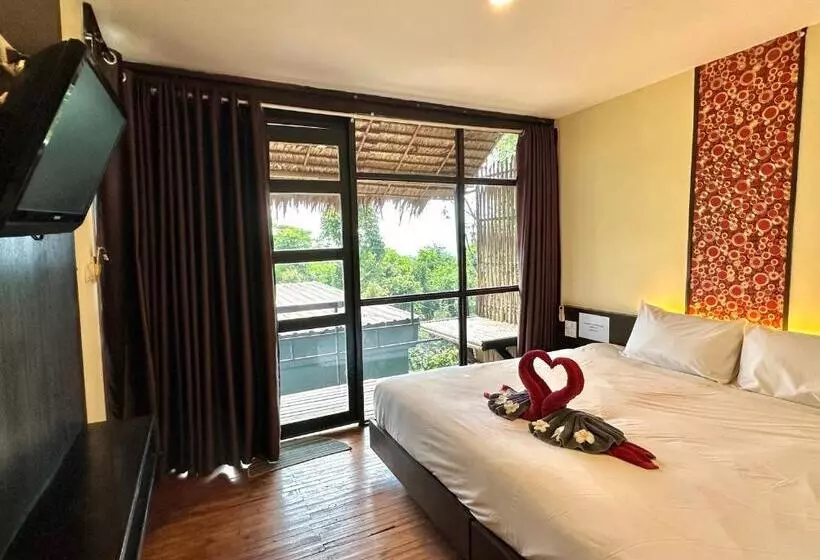 Hotel Phi Phi Sea Sky Resort