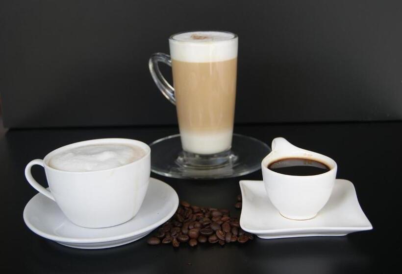 Hotel Pineapple Guesthouse