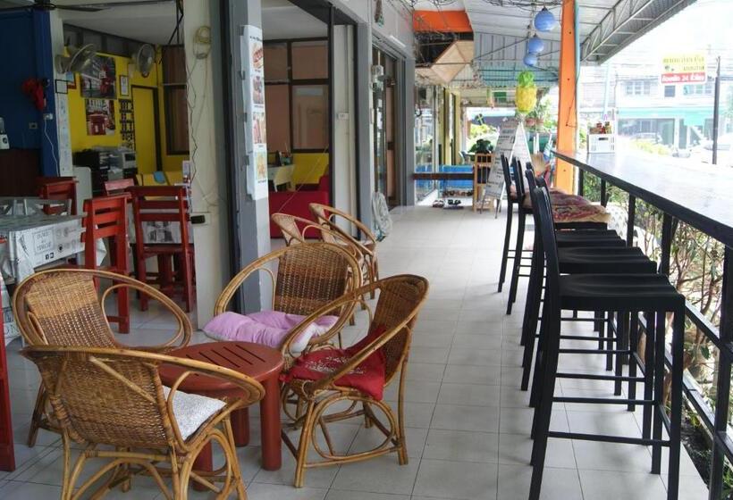 Hotel Pineapple Guesthouse