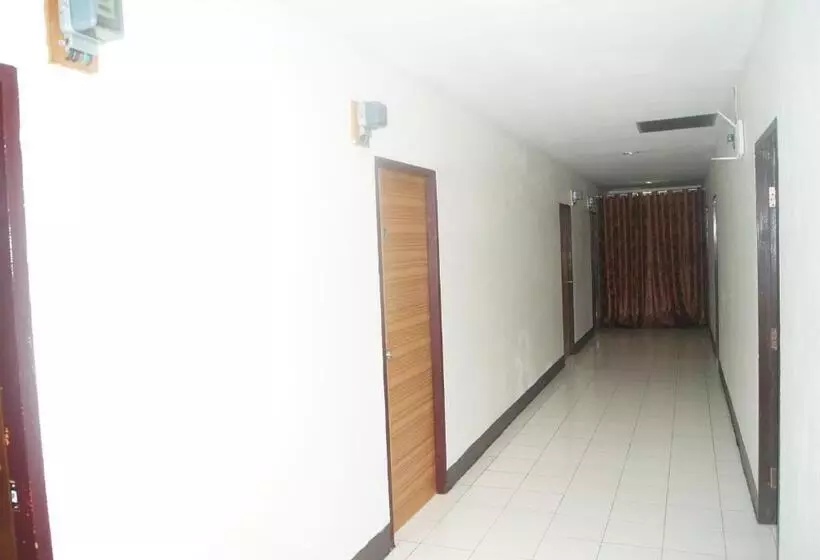 Hotel Pineapple Guesthouse