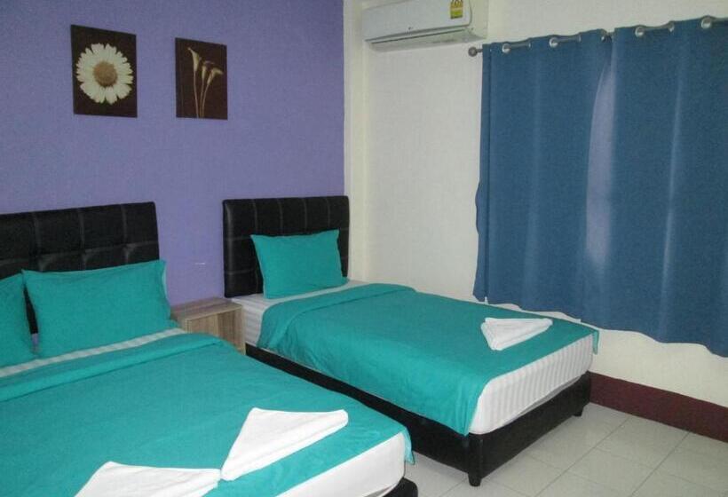 Hotel Pineapple Guesthouse