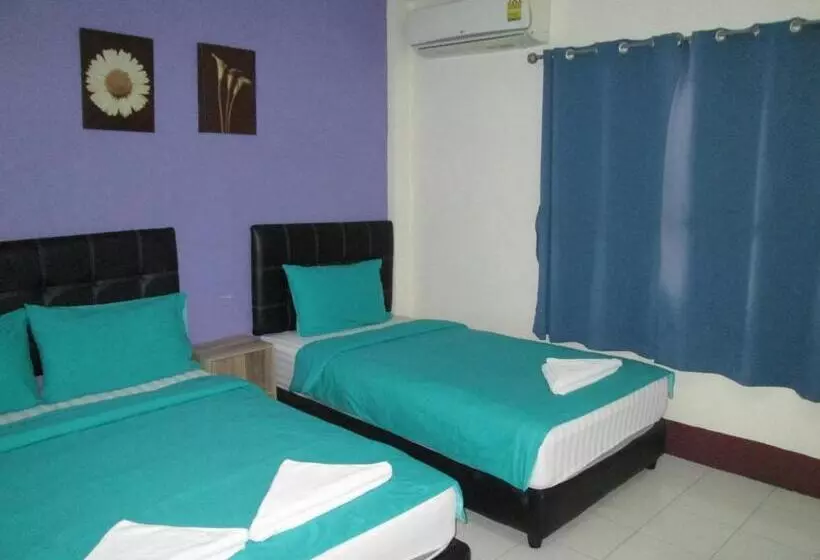 Hotel Pineapple Guesthouse