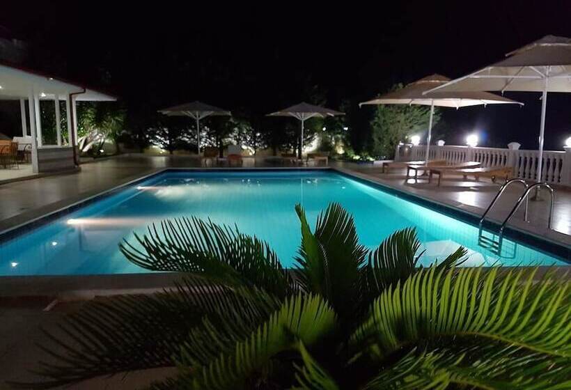 فندق Relax Dhermi