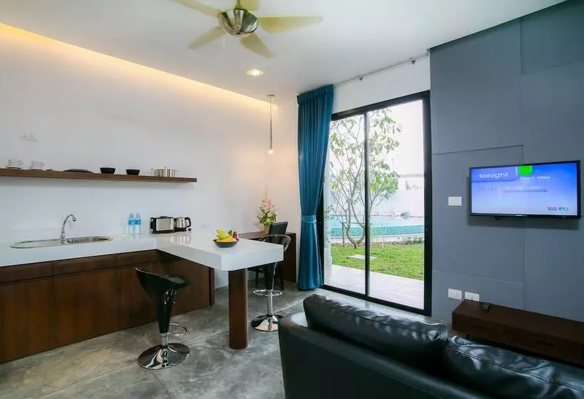 בית מלון כפרי Tharawalai Resort