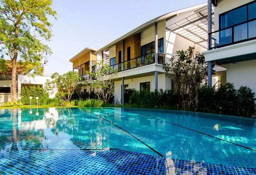 בית מלון כפרי Tharawalai Resort