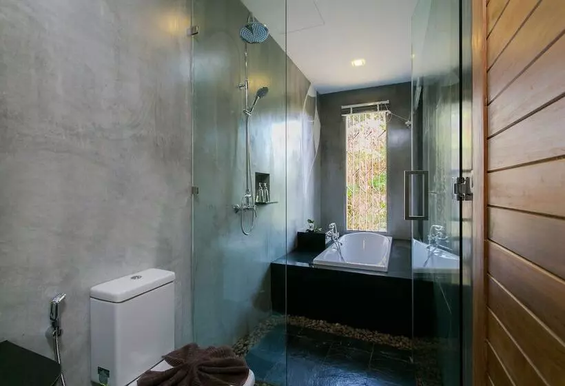 בית מלון כפרי Tharawalai Resort