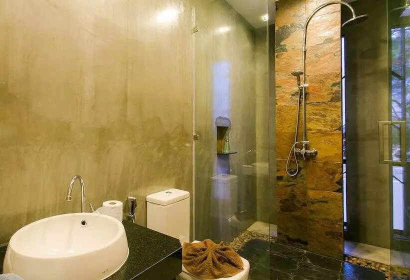 בית מלון כפרי Tharawalai Resort