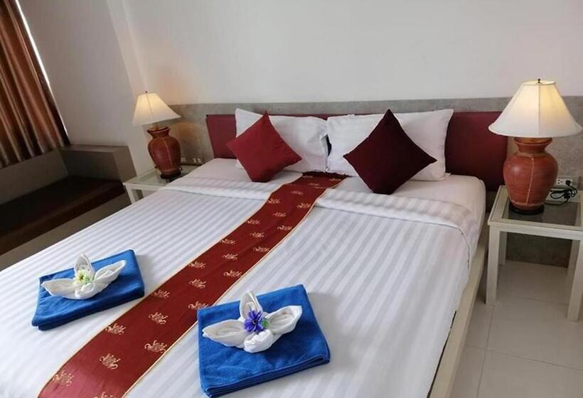 Catnip Seaside Hotel&cafe