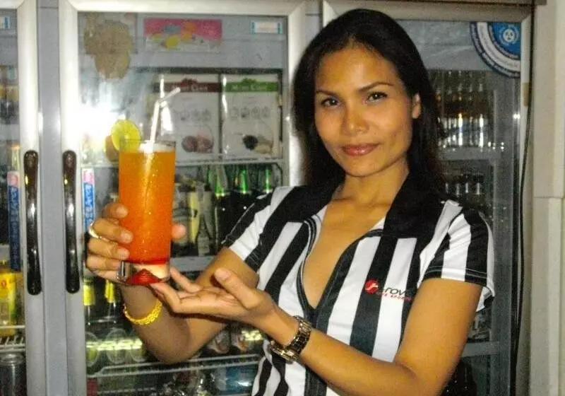 I Rovers Sports Bar & Guesthouse