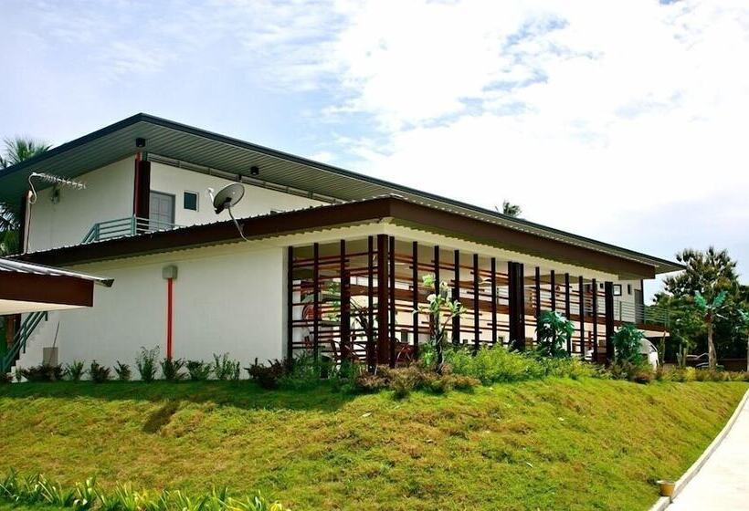 فندق على الطريق Desa Terrace