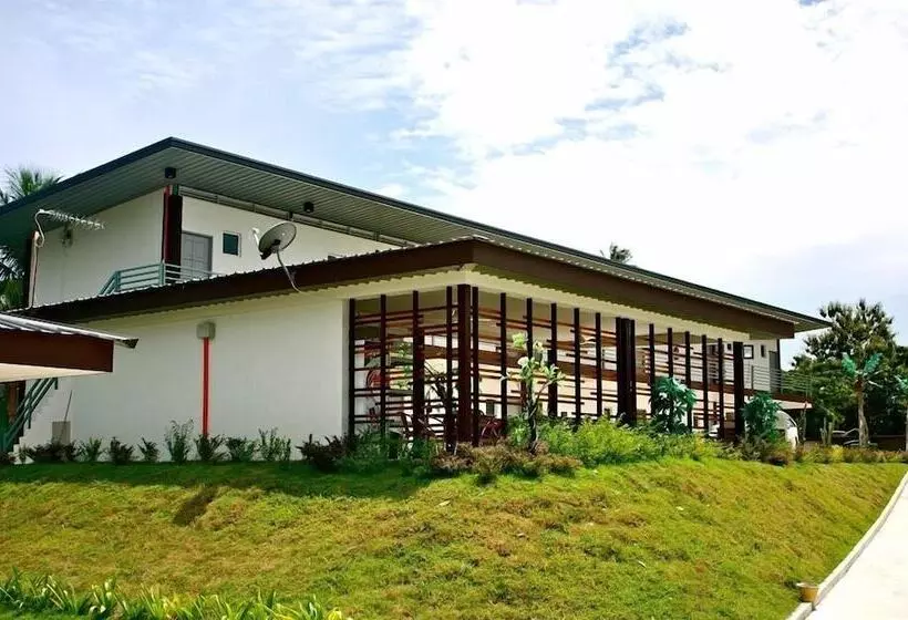 فندق على الطريق Desa Terrace