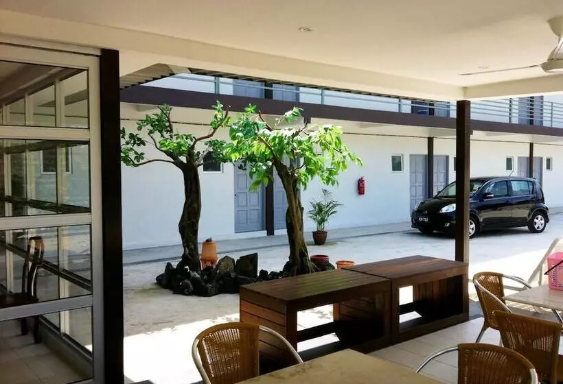 فندق على الطريق Desa Terrace