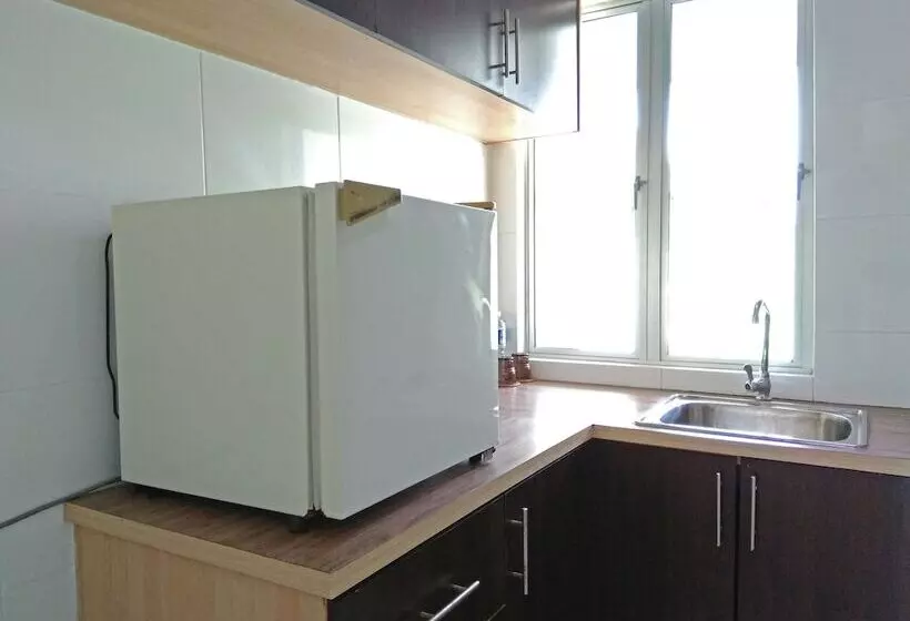 فندق على الطريق Desa Terrace