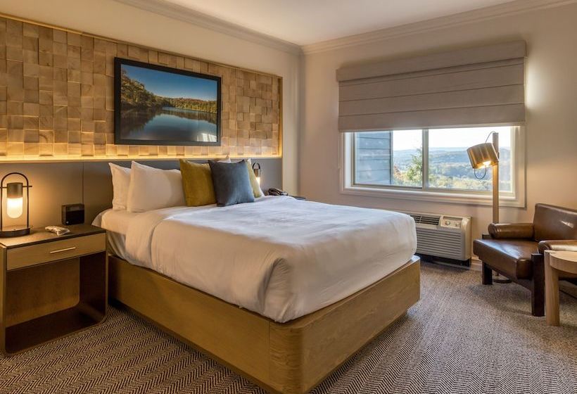 리조트 Grand Cascades Lodge