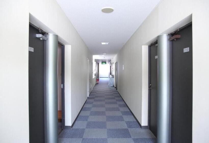 فندق صغير ピンネシリ温泉望岳荘