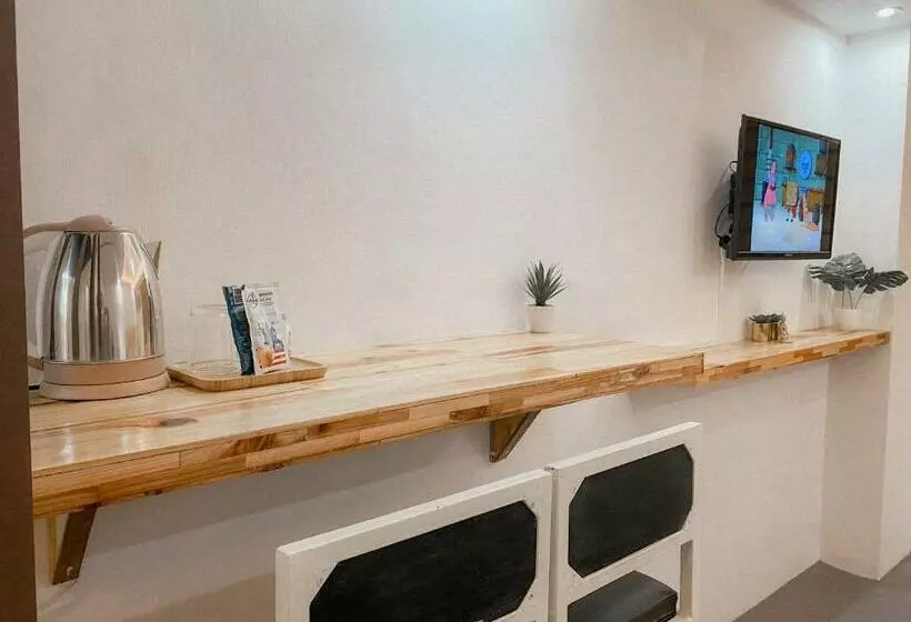 ユースホステル Serene Daycation Antipolo