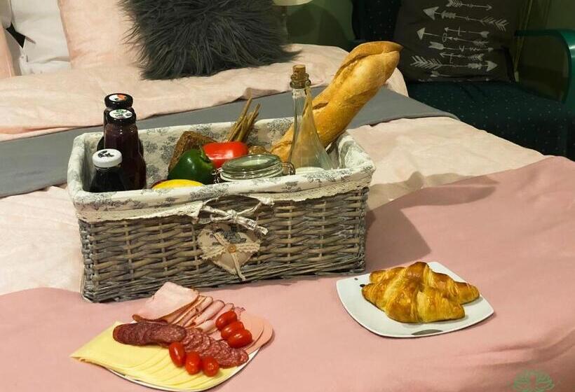 تختخواب و صبحانه Cottage Spa Ada