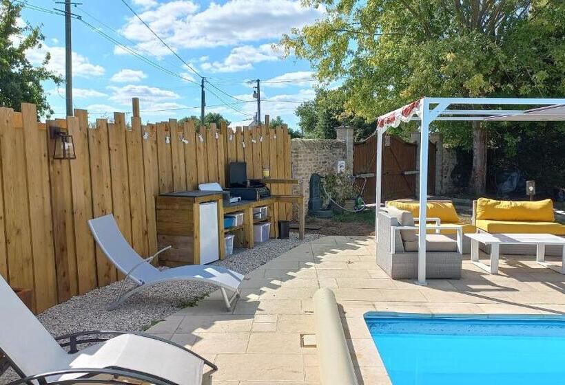 مبيت وإفطار En Pleine Campagne, Proche Du Mans   Chambre D Hôtes