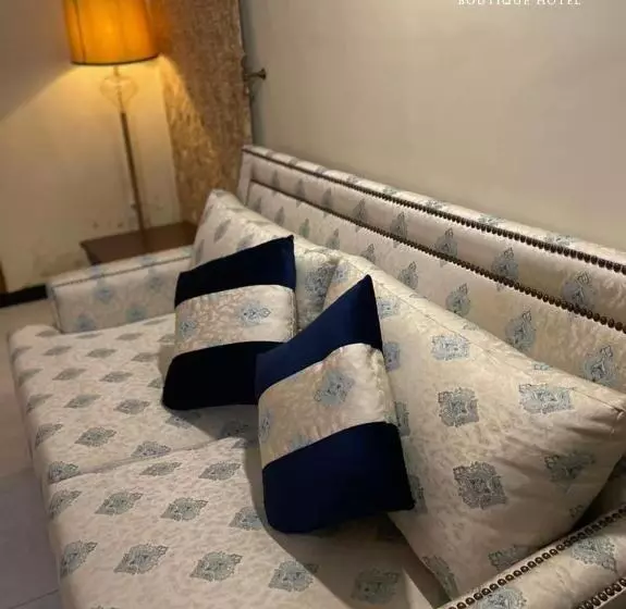 هتل Richmond Boutique