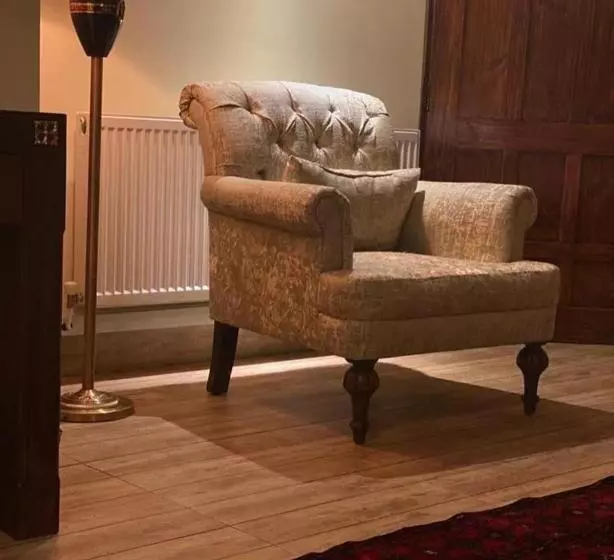 هتل Richmond Boutique