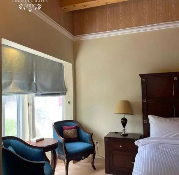 هتل Richmond Boutique