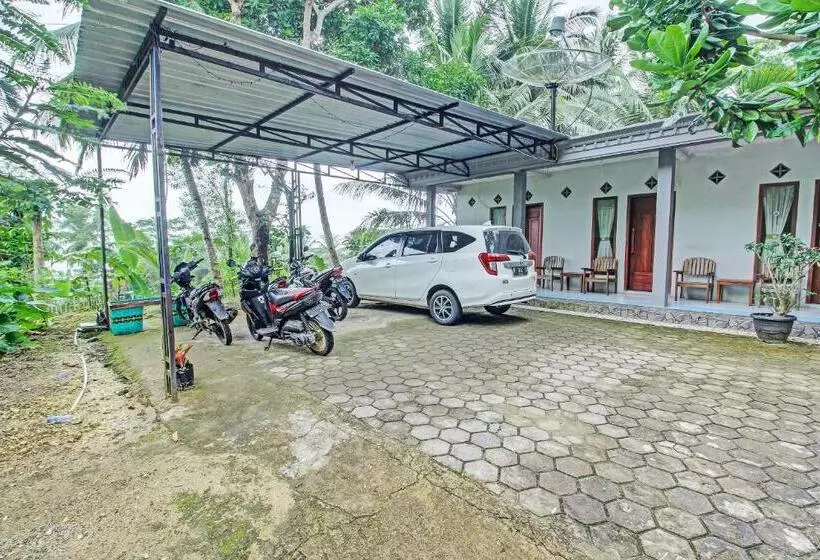 Hotelli Spot On 92264 Argo Homestay