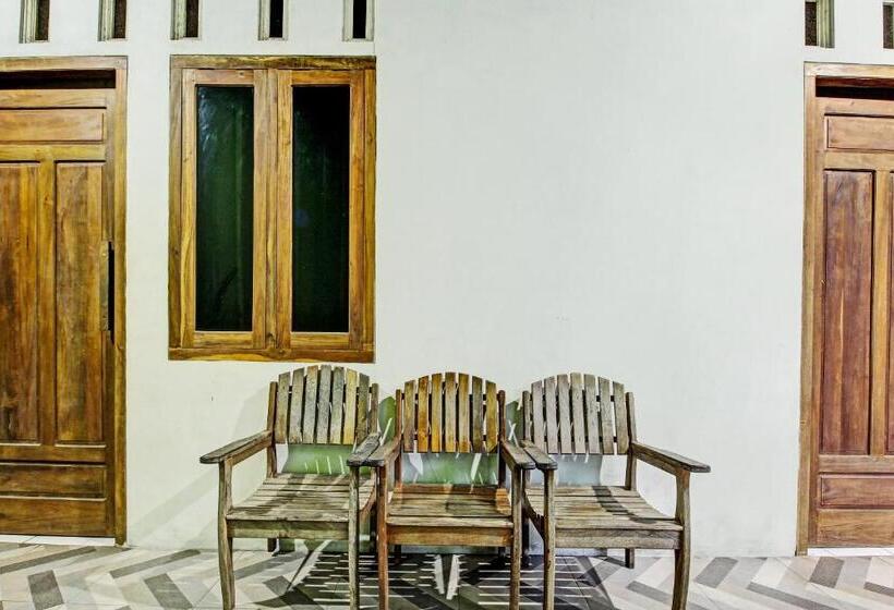 酒店 Spot On 92264 Argo Homestay