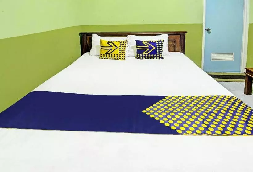 Hotelli Spot On 92264 Argo Homestay