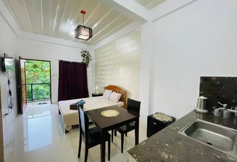 Hotelli Sto Niño Residences Lucena City