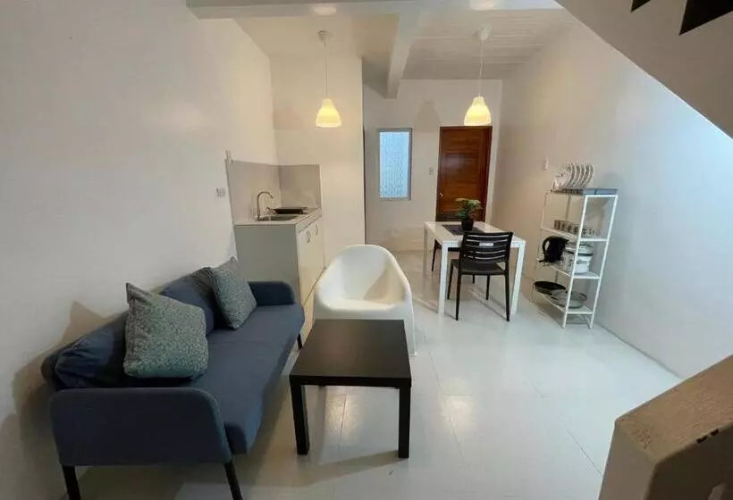 Hotelli Sto Niño Residences Lucena City