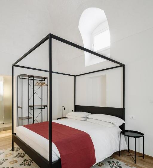 پانسیون Clementia Guest House