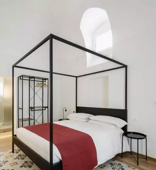 پانسیون Clementia Guest House