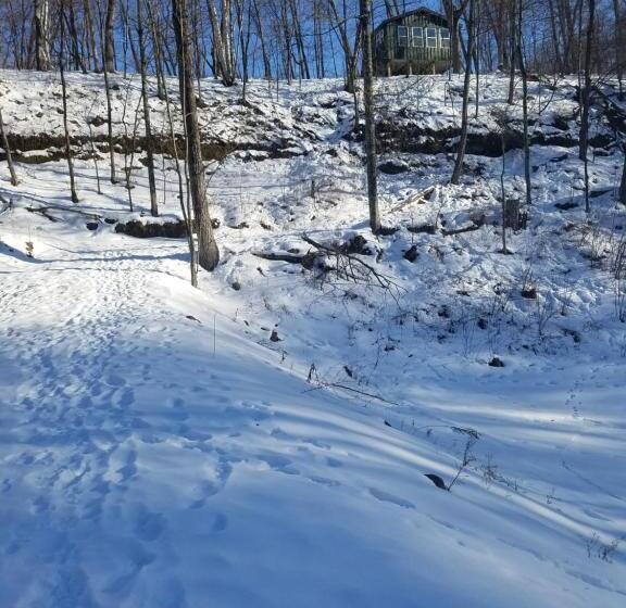 ペンション Emerald Little Lodge