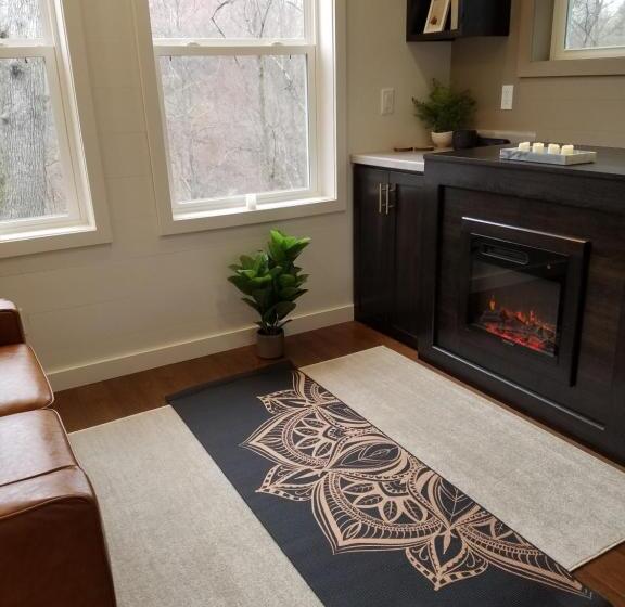 ペンション Emerald Little Lodge