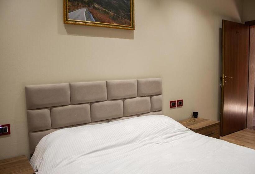 Pensão Iballe Guesthouse