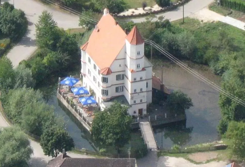 ペンション Schloss Kalteneck